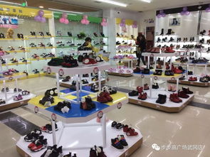 武岡最大服裝批發(fā)城11月10日盛大開業(yè)，百萬商品低價(jià)來襲，引領(lǐng)消費(fèi)新潮流